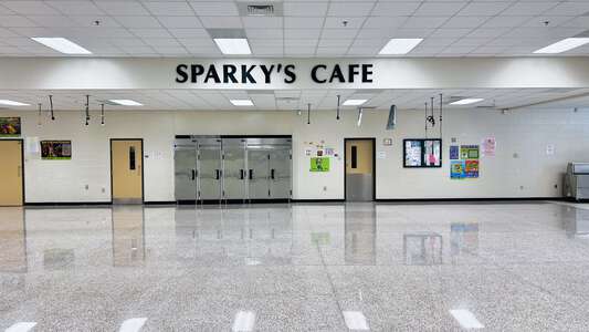 Chesney Elementary School Cafeteria in Duluth