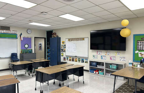 C.W. Beasley Elementary School Classroom Standard in Mesquite