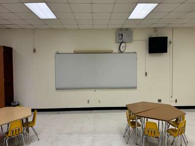 Sunset Park Elementary School Classroom Standard in Miami 2