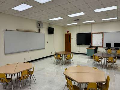 Sunset Park Elementary School Classroom Standard in Miami 3