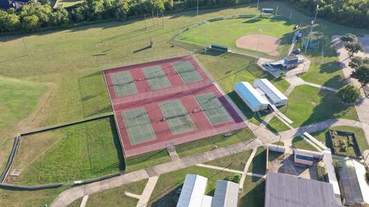 Marshall High School Tennis Courts in Missouri City 3