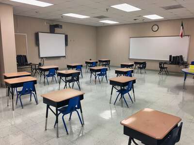 Valley West Elementary Classroom Standard in Houston