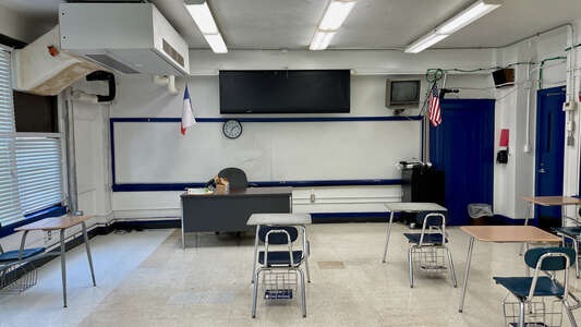 Hamilton Middle School Classroom Standard in Houston