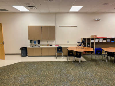 Forsyth Woods Elementary School Classroom Standard in Orlando