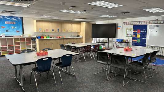 Edison Elementary School Classroom Standard in Phoenix 3