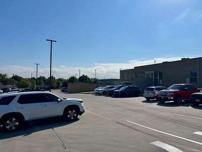 Lakewood Elementary School Parking Lot in Dallas