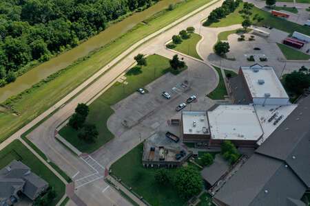 Denton Creek Elementary School Parking Lot - DCE in Coppell