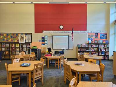 Rosa Parks K-5 School Library in Portland