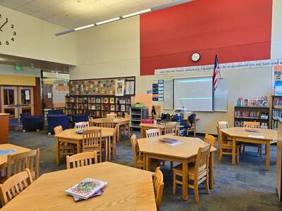 Rosa Parks K-5 School Library in Portland