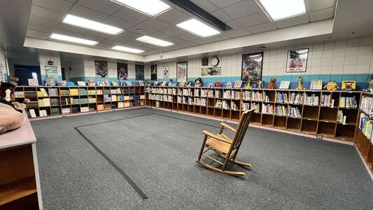 San Pablo Elementary School Library (3 hr min) in Jacksonville Beach