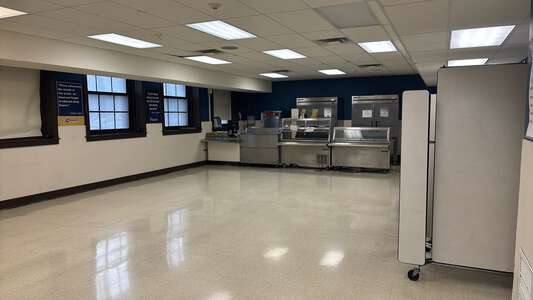 Cameron - Daniel R Cameron Elementary School Cafeteria in Chicago 2