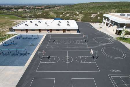 Loma Ridge Elementary School Outdoor Basketball Courts in Irvine