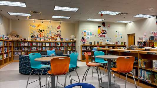 Paul L. Dunbar Elementary School Media Center in Atlanta 2