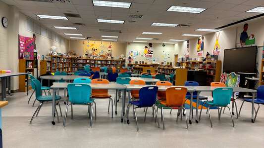 Paul L. Dunbar Elementary School Media Center in Atlanta 3