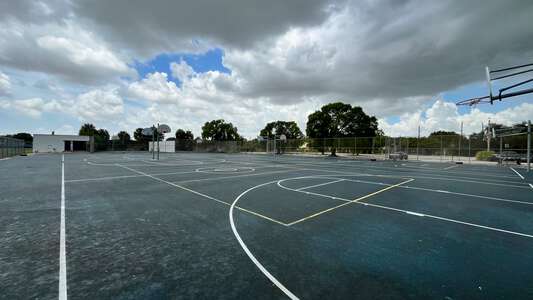 American Senior High School Outdoor Basketball Courts in Miami
