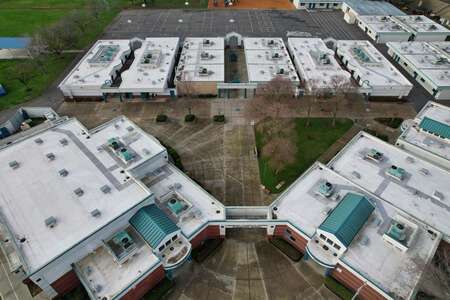 Barbara Comstock Morse Elementary School Quad in Sacramento