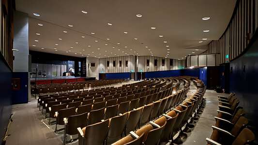 Jackson Middle School in Portland Oregon Slideshow Image 8