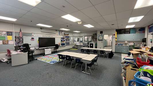Enterprise Elementary School Classroom Standard in Federal Way