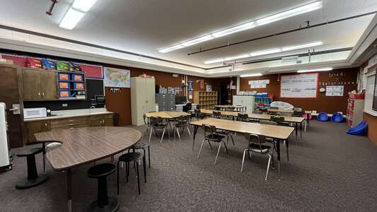 Indian Hills Elementary School Classroom Standard in Pocatello