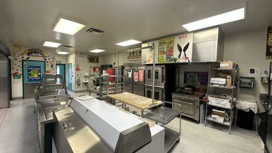 Jack London Elementary School Kitchen in Antioch