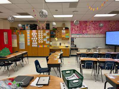 Bonnie Brae Elementary School Classroom Standard in Fort Worth