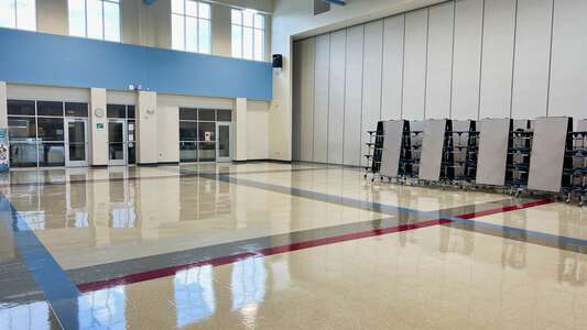 Broadmoor Elementary School Cafeteria in Baton Rouge