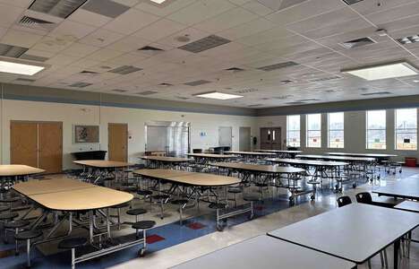 Endeavor Elementary School Cafeteria in Nampa