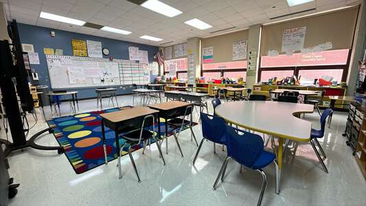 Funston - Frederick Funston Elementary School Classroom Standard in Chicago 2
