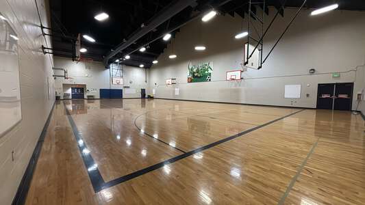Crossler Middle School in Salem Oregon Slideshow Image 1