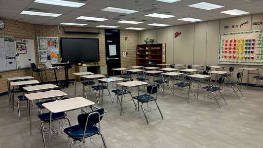 Bonita Springs Middle School Classroom Standard in Bonita Springs 3