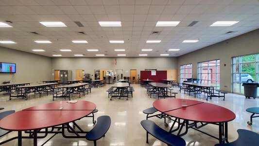 Pond Gap Elementary School Cafeteria in Knoxville