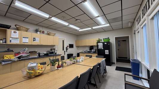 Bonita Canyon Elementary School Staff Lounge (W/Patio) in Irvine