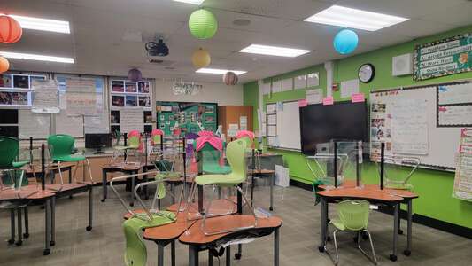 Sunkist Elementary School Classroom Standard in La Puente