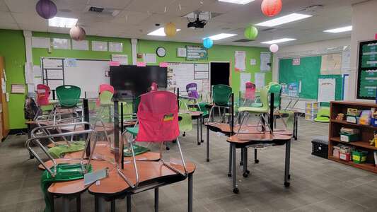 Sunkist Elementary School Classroom Standard in La Puente
