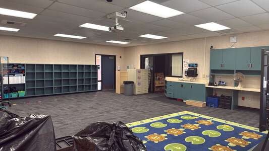 Katherine Finchy Elementary School Classroom Standard in Palm Springs 2
