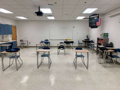DeRenne Middle School Classroom Standard in Savannah