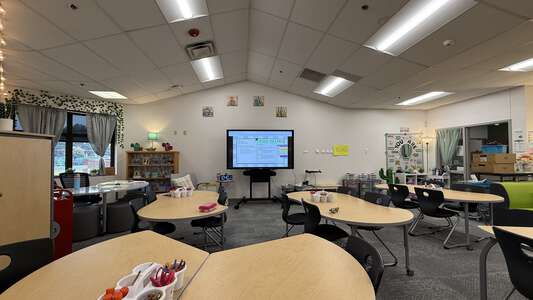 Room A104 - Classroom - TCE
