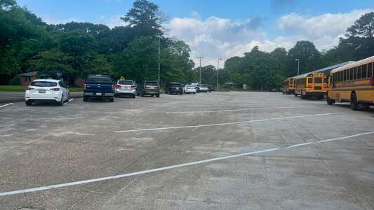 Claiborne Elementary School Parking Lot - Visitors in Baton Rouge