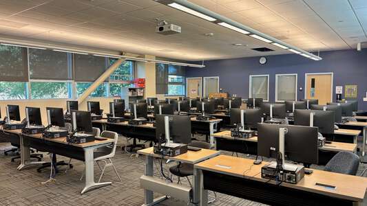 San Jose City College M102 - Computer Lab in San Jose