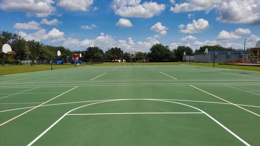 Longleaf Elementary School Outdoor Basketball Courts in New Port Richey