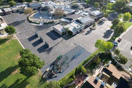 Springbrook Elementary School Outdoor Area in Irvine