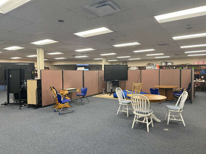 Ridgedale School Library in Knoxville 3