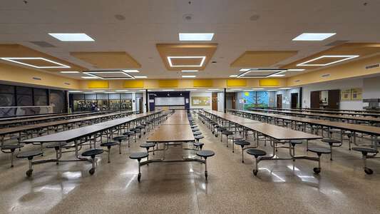 Mayfield Middle School Cafeteria in Oklahoma City 4