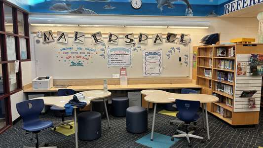 Corporate Landing Elementary School Library in Virginia Beach 2