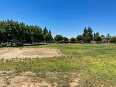 Duncan Polytechnical High School Field - Practice in Fresno