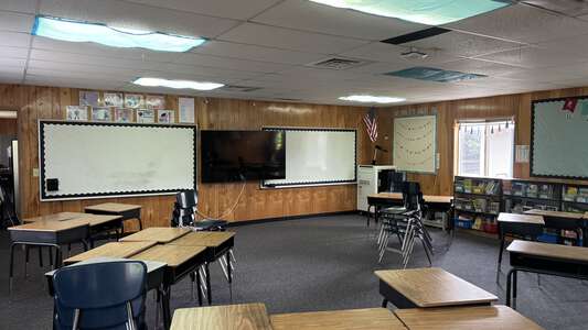 Elmonica Elementary School Portable 12 in Beaverton