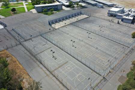 De Portola Middle School Outdoor Basketball Courts in San Diego 1