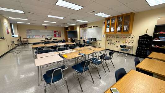 Wichita Heights High School Classroom Standard in Wichita 3