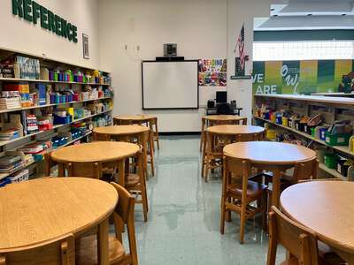 Village Green Elementary School Library in Miami 2
