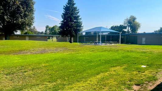 Berylwood Elementary School Quad in Simi Valley